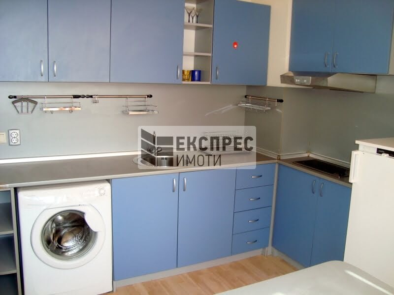  1 Schlafzimmer Wohnung