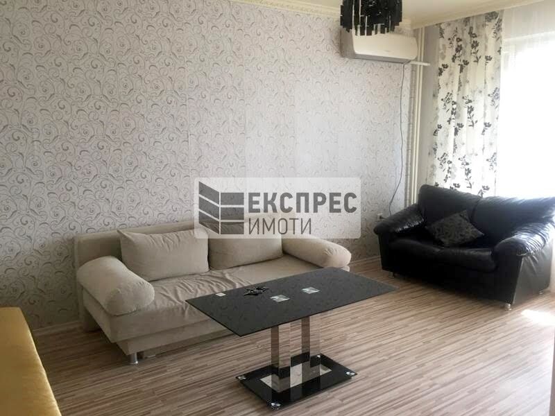 Furnished 2 bedroom apartment