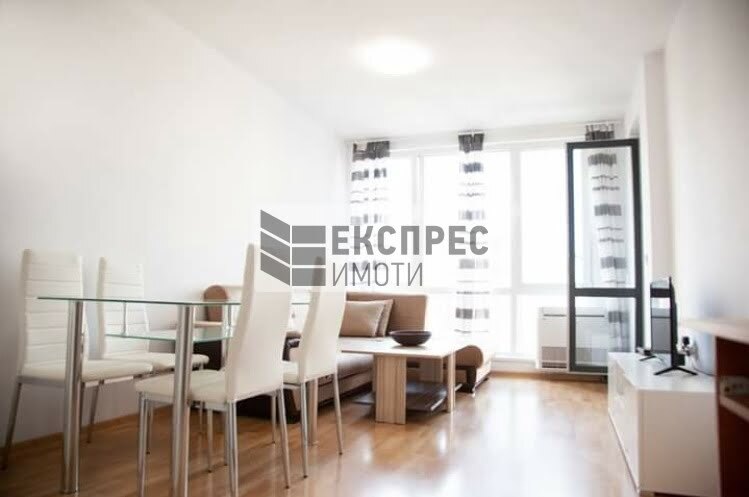 New, Furnished 1 bedroom apartment