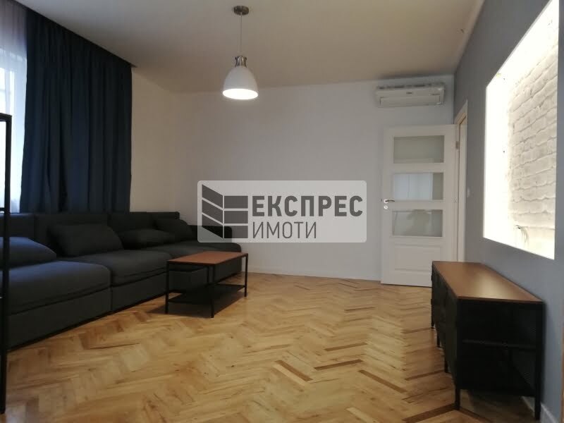 Нов Луксозен Обзаведен Тристаен апартамент