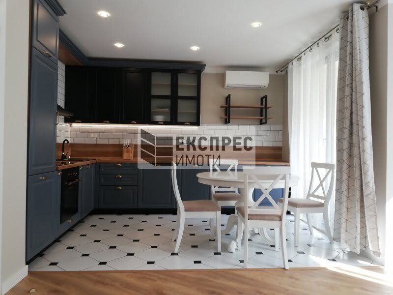 New Luxury Furnished 2 bedroom apartment
