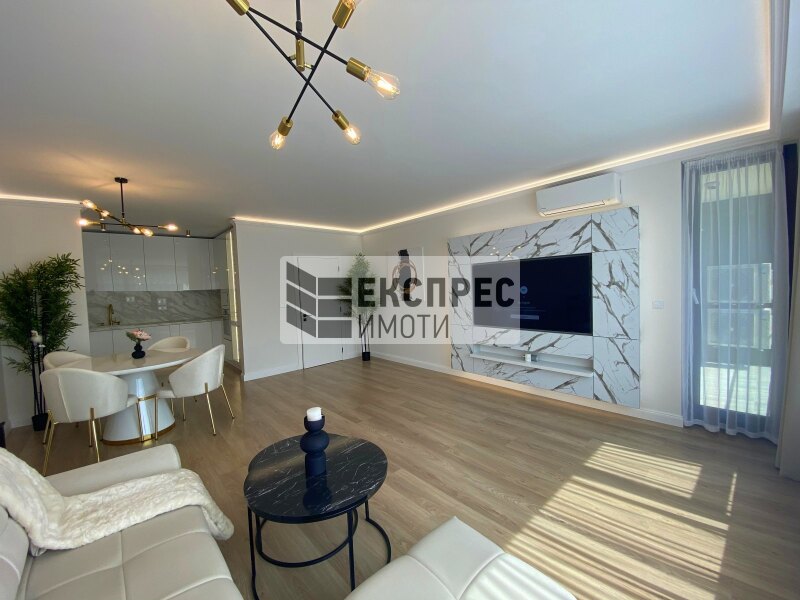 Нов, Луксозно, Обзаведен Двустаен апартамент