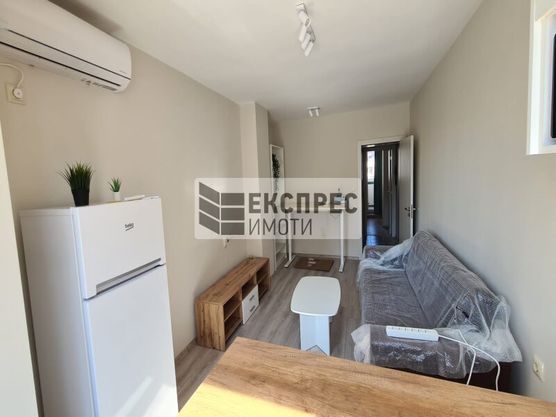 Möbliert 1 Schlafzimmer Wohnung