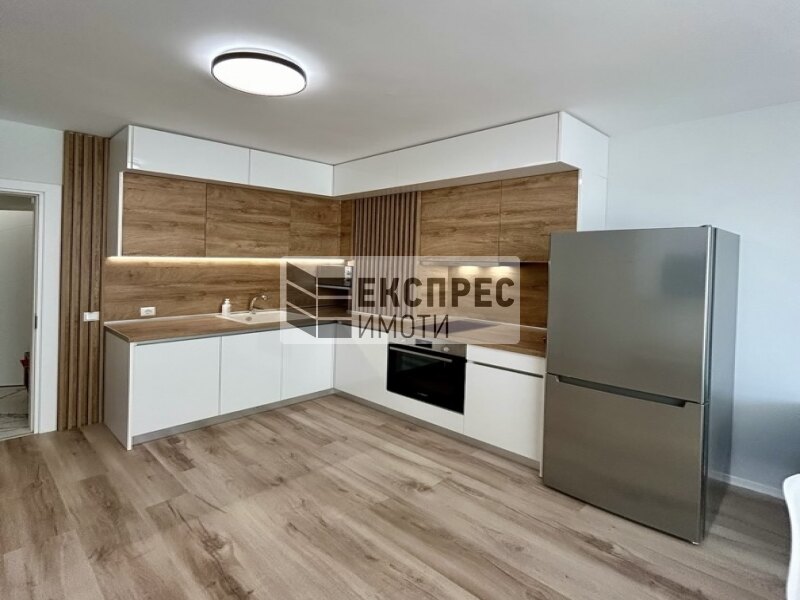 Furnished, Luxury One Bedroom Apartment Studio