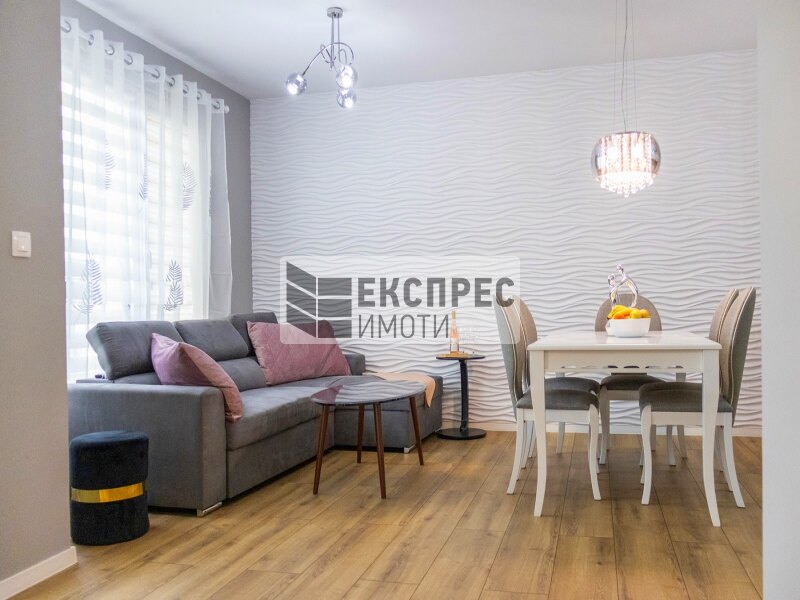  1 Schlafzimmer Wohnung