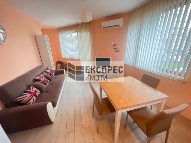 New Furnished 1 Schlafzimmer Wohnung