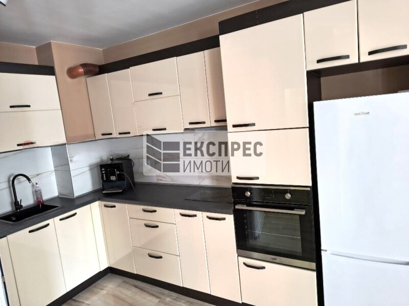 New, Furnished 2 bedroom apartment