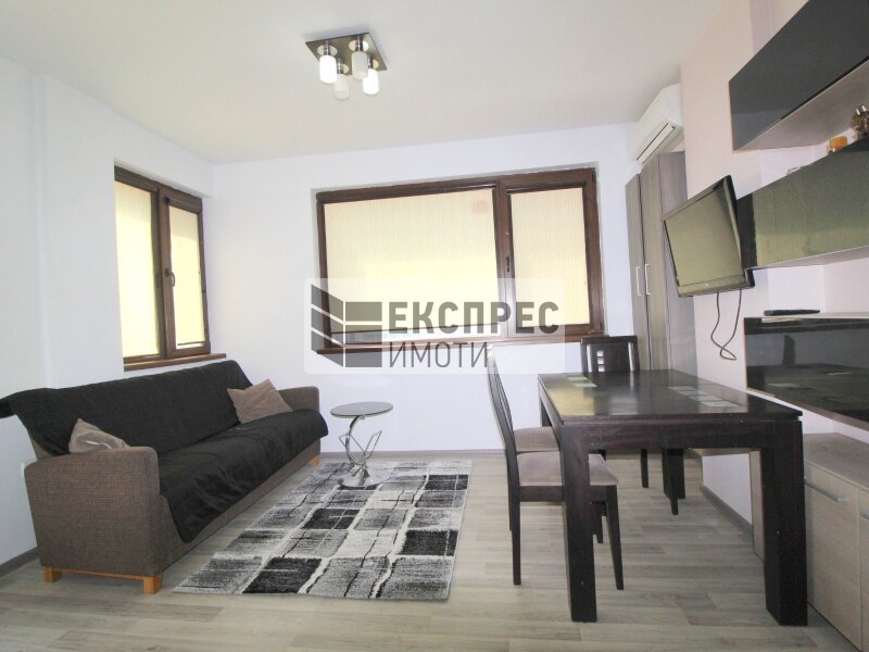 Furnished 2 bedroom apartment