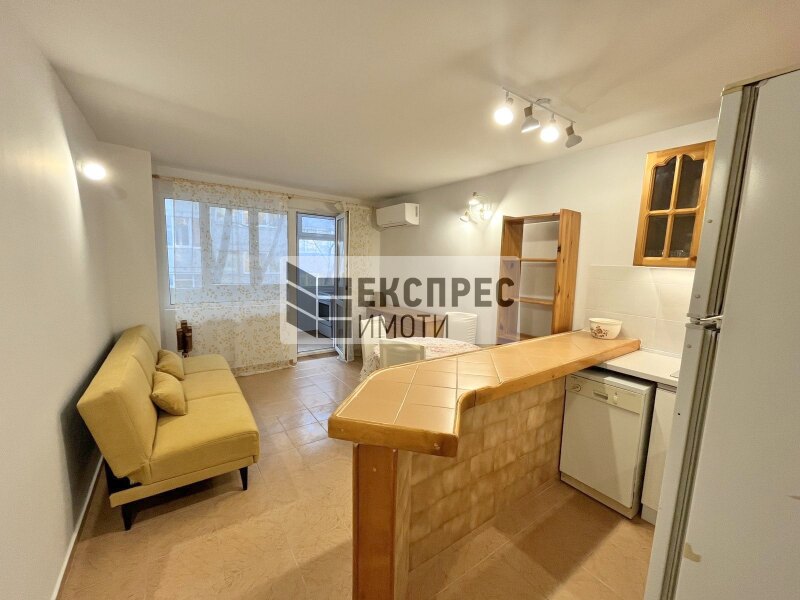 Furnished 3 bedroom apartment