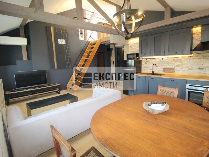 New, Furnished 2 bedroom apartment