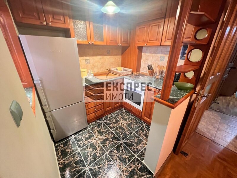 Furnished 2 bedroom apartment