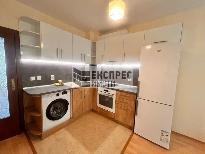 Furnished, 1 bedroom apartment