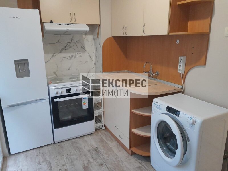  1 Schlafzimmer Wohnung