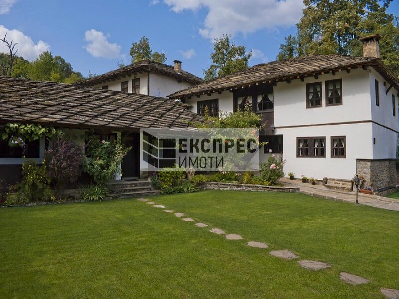 КЪЩА ЗА ГОСТИ ''ХАДЖИ ВЕЛИНОВ ХАН'' ,СЕЛО БОЖЕНЦИ, Хотел