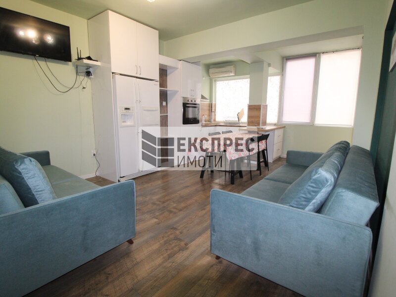 Обзаведен Четиристаен апартамент