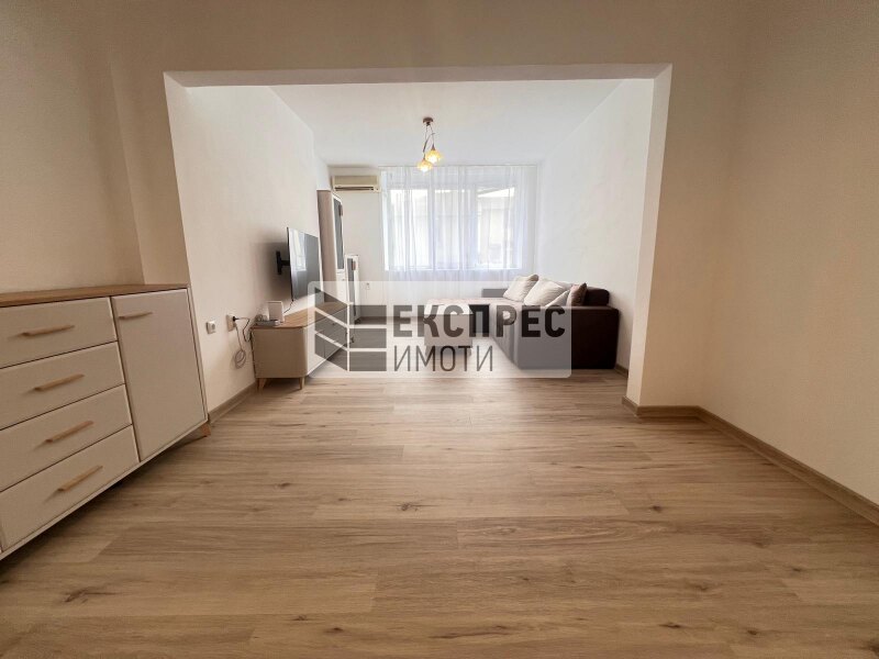 Нов, Обзаведен, Двустаен апартамент