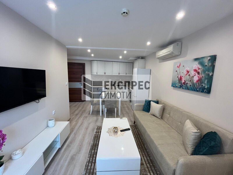 New, Furnished, Luxury 1 bedroom apartment