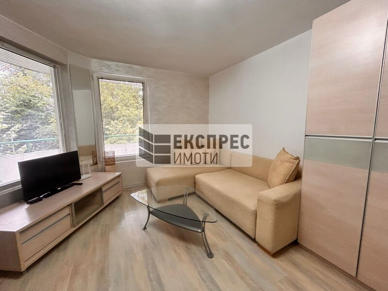  1 Schlafzimmer Wohnung