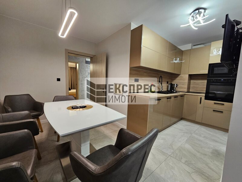 Furnished 3 bedroom apartment