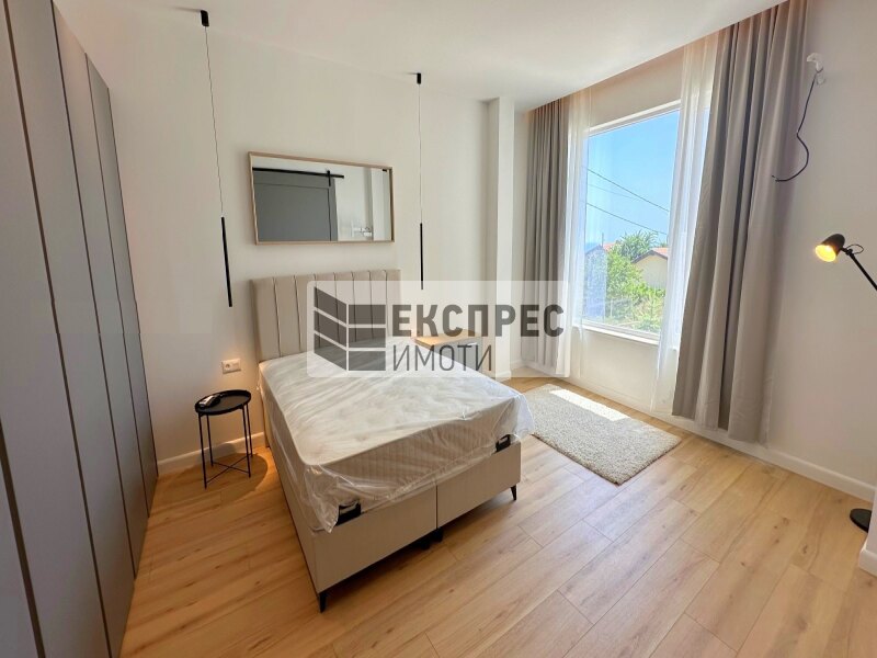New, Furnished 1 bedroom apartment
