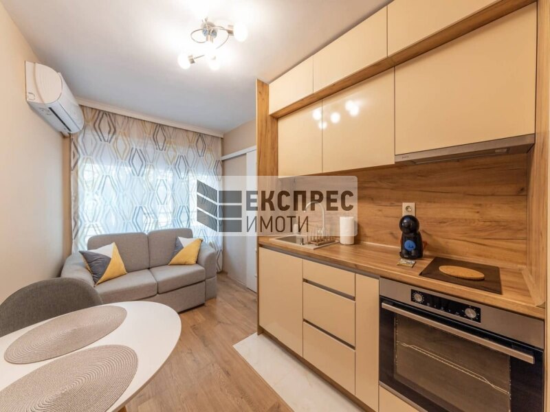 Furnished 1 bedroom apartment