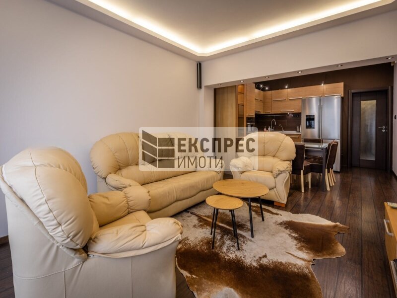 Furnished 2 bedroom apartment