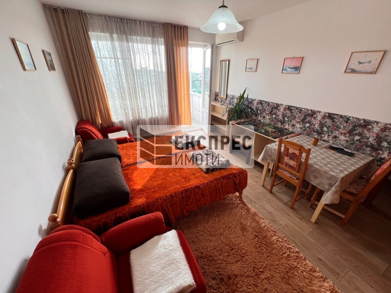 Furnished, 1 bedroom apartment