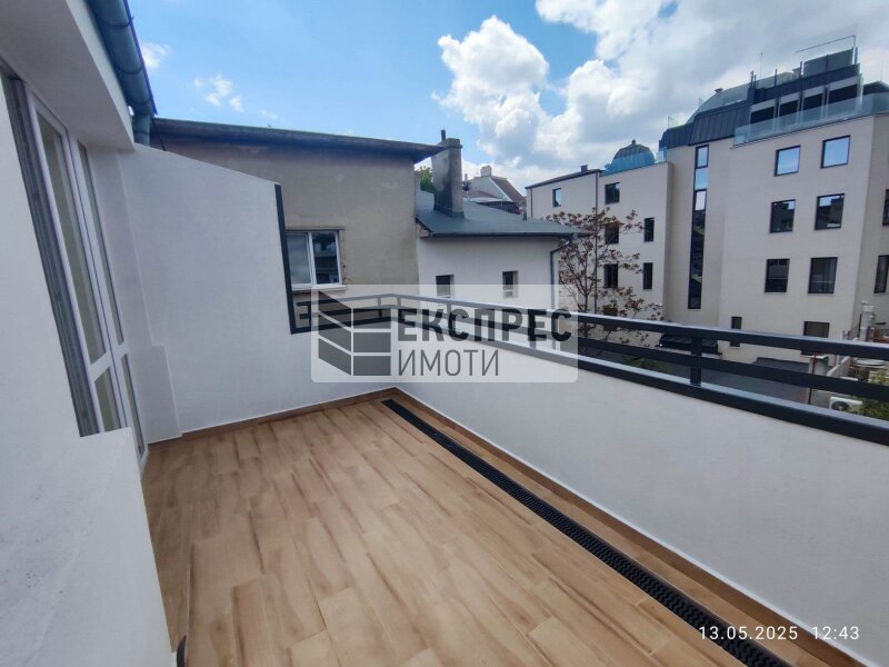 Nonfurnished 3 bedroom apartment