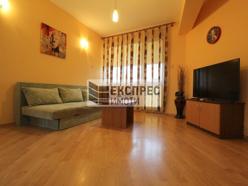 Furnished 2 bedroom apartment