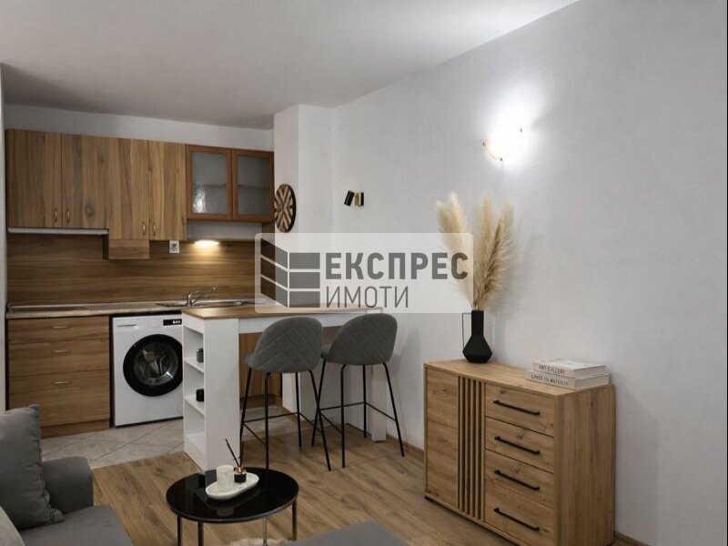 Обзаведен, Едностаен апартамент