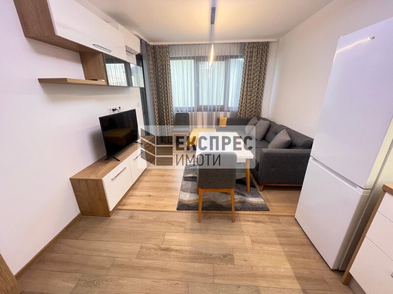 Нов, Обзаведен, Двустаен апартамент