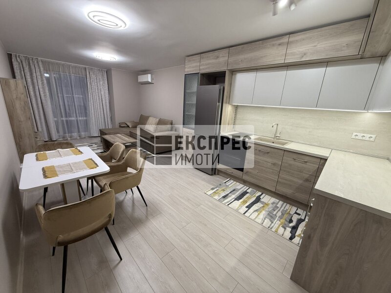 Нов, Луксозно, Обзаведен Двустаен апартамент