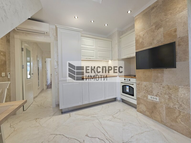 New, Luxury, Furnished 1 bedroom apartment