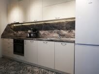 Нов Луксозен Обзаведен Тристаен апартамент, Морска градина
