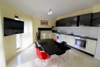 Furnished 2 bedroom apartment, Center