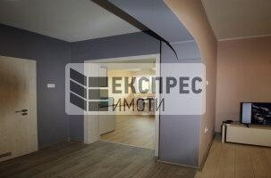Нов, Обзаведен, Тристаен апартамент, Център