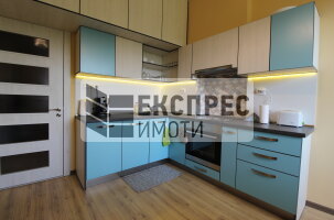 Нов, Обзаведен, Тристаен апартамент, Център