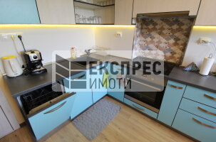 Нов, Обзаведен, Тристаен апартамент, Център