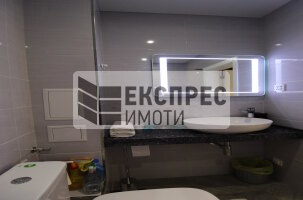 Нов, Обзаведен, Тристаен апартамент, Център