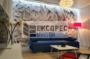 Нов, Обзаведен, Луксозен Тристаен апартамент, Окръжна болница