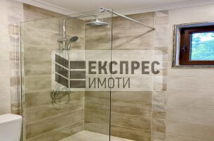 Нов, Обзаведен, Луксозен Тристаен апартамент, Окръжна болница