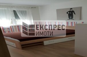 Луксозен Обзаведен Тристаен апартамент, Окръжна болница