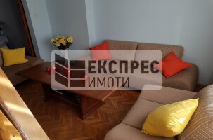 Обзаведен Четиристаен апартамент, Център