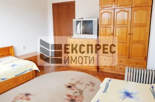 Обзаведен Четиристаен апартамент, Център
