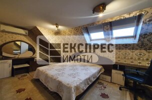 Обзаведен, Двустаен апартамент, Лятно кино Тракия