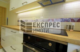 Нов, Луксозно, Обзаведен Двустаен апартамент, Център
