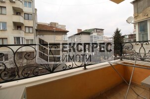 Нов, Луксозно, Обзаведен Двустаен апартамент, Център