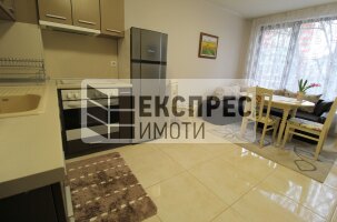 Обзаведен Двустаен апартамент, Лятно кино Тракия