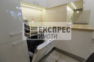 Нов, Луксозно, Обзаведен Двустаен апартамент, Окръжна болница