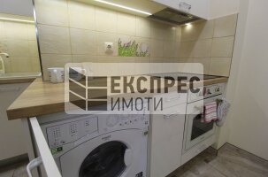 Нов, Луксозно, Обзаведен Двустаен апартамент, Окръжна болница